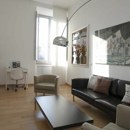 Apartamento House Paganica Roma Exterior foto