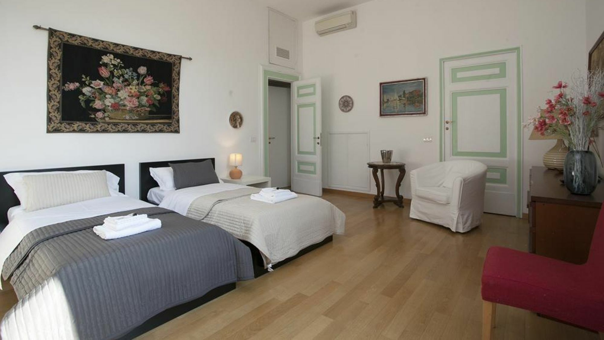 Apartamento House Paganica Roma Exterior foto