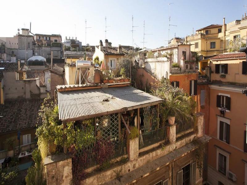 Apartamento House Paganica Roma Exterior foto